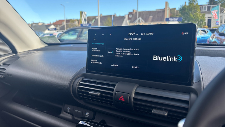 Hyundai INSTER 71kW 01 42kWh 5dr Auto Electric Hatchback